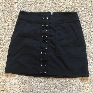 Express black skirt Size 4